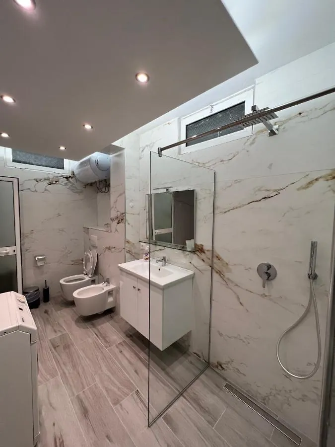 Apartment Tirana On Myslym Shyri Albánie