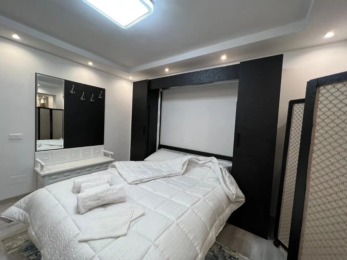 Apartment Tirana On Myslym Shyri Albania
